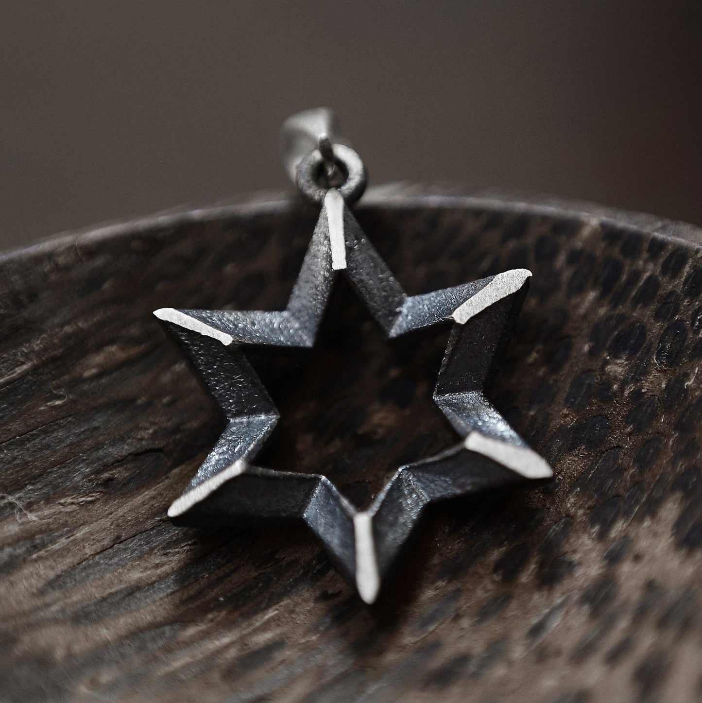 Sharp Star of David Necklace